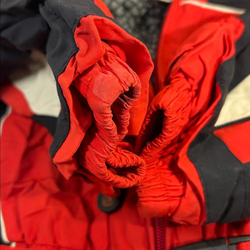Snow Dragons snowsuit stamped size M-5 K00047